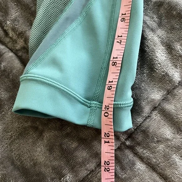 Lululemon Forget The Sweat Crop 21" Turquoise Sea Size 6 Mesh Details Teal Blue - Picture 14 of 15
